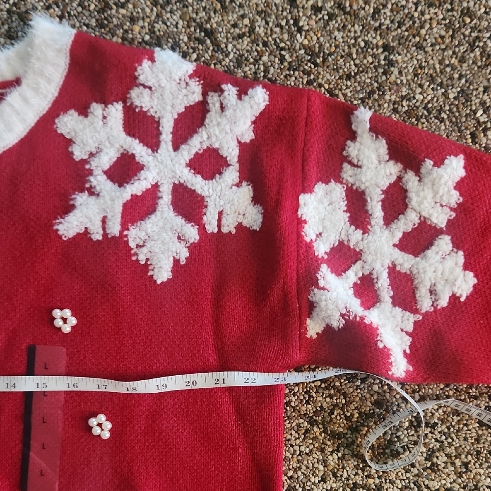 33 Degrees Red and White‎ Snowflake Women's Sweater, Size Large - Picture 6 of 8